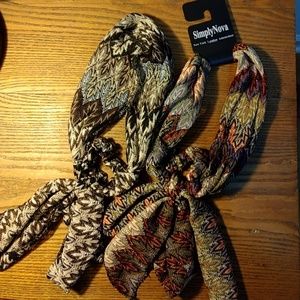 Set of 2 Hair bands with pony tail band included